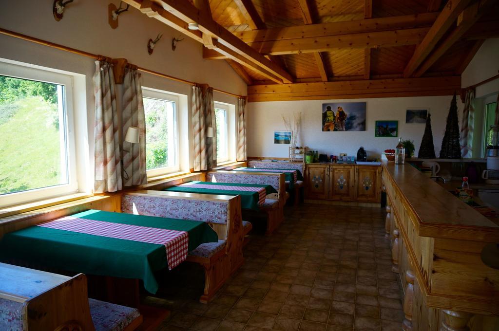 Haus Peter Bed & Breakfast Latschach ober dem Faakersee Exterior foto